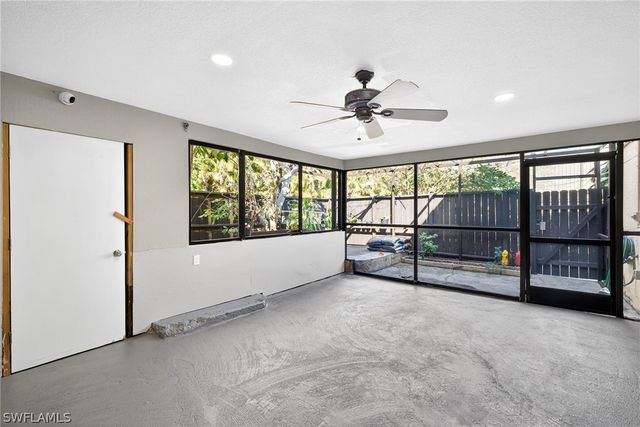 7123 Penner LN 6, Fort Myers, FL 33907