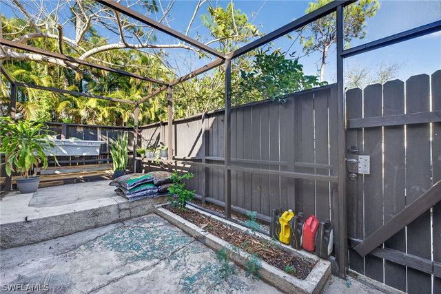 7123 Penner LN 6, Fort Myers, FL 33907