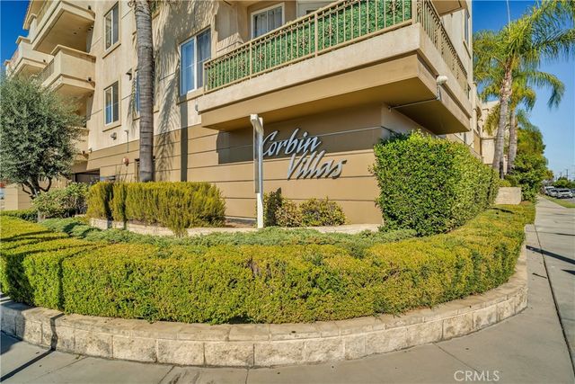 6800 Corbin Avenue 308, Reseda, CA 91335