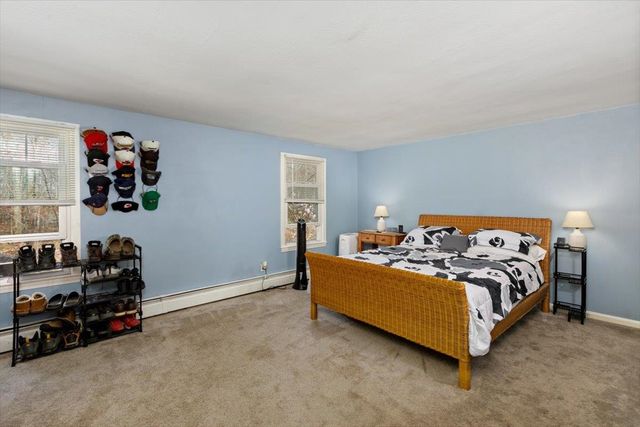 6 Pingree Hill Road, Derry, NH 03038