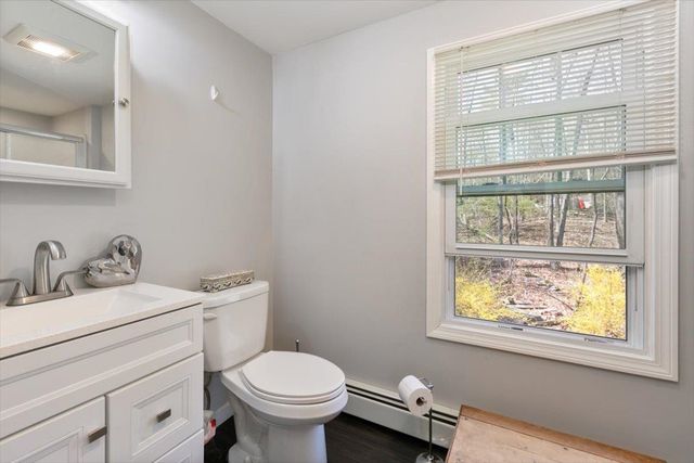 6 Pingree Hill Road, Derry, NH 03038