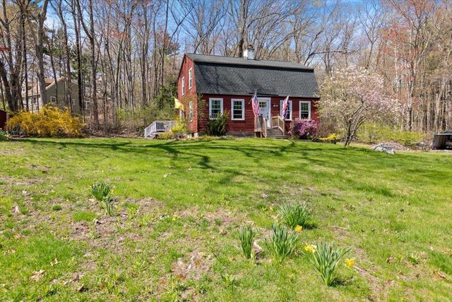 6 Pingree Hill Road, Derry, NH 03038