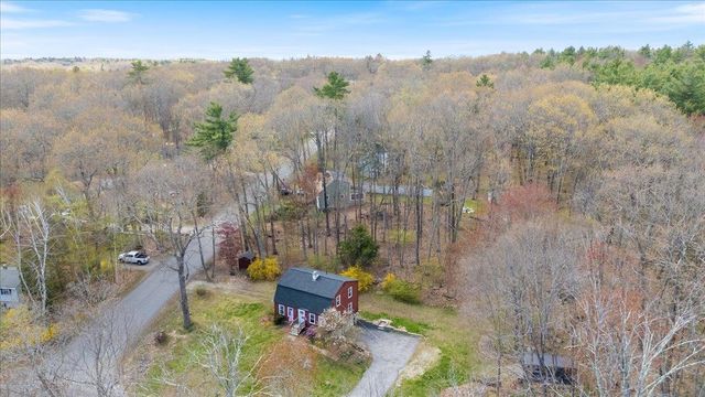 6 Pingree Hill Road, Derry, NH 03038