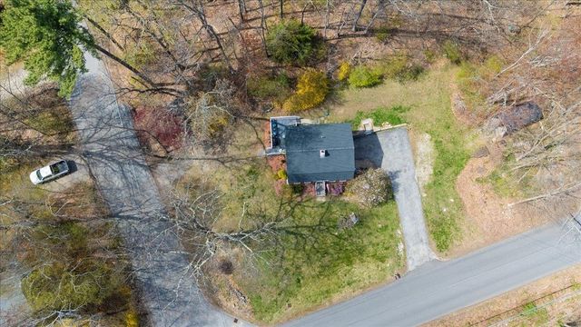 6 Pingree Hill Road, Derry, NH 03038