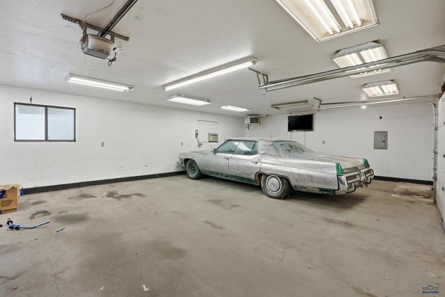 1635 ENNEN DR, Rapid City, SD 57703