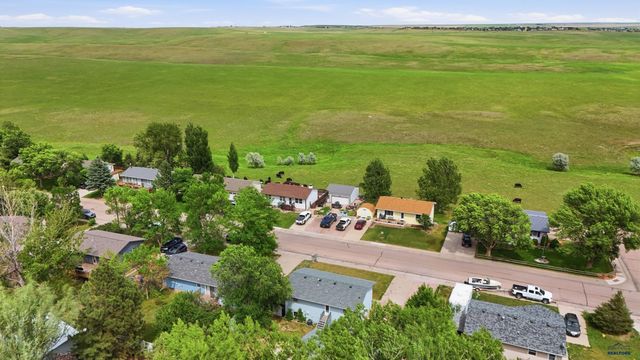 1635 ENNEN DR, Rapid City, SD 57703