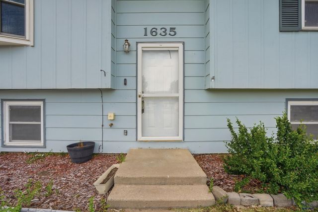 1635 ENNEN DR, Rapid City, SD 57703