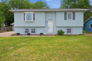 1635 ENNEN DR, Rapid City, SD 57703