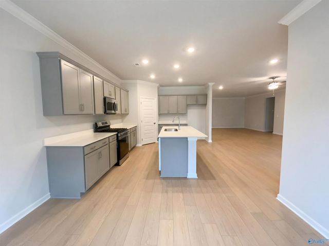 16896 Whispering Pines, Athens, AL 35611