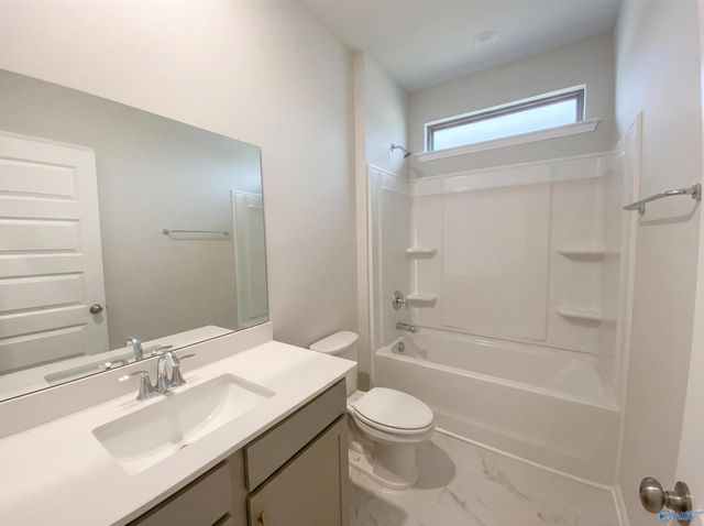 16896 Whispering Pines, Athens, AL 35611