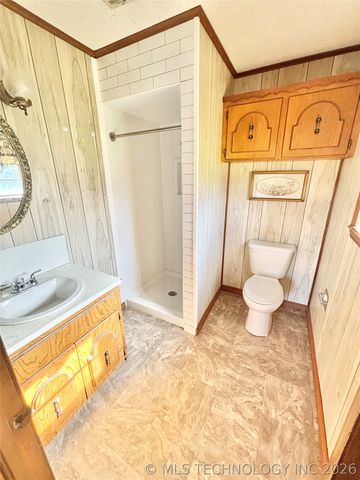 402 S Sockey Lane, Stigler, OK 74462