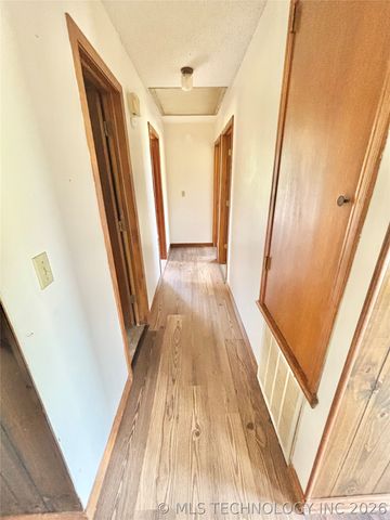 402 S Sockey Lane, Stigler, OK 74462