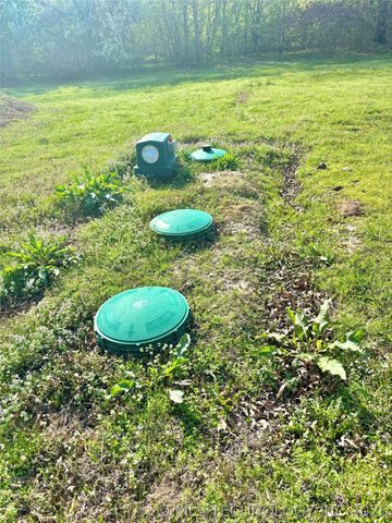 402 S Sockey Lane, Stigler, OK 74462