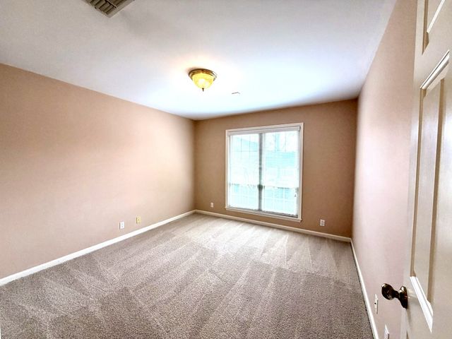 2216 River Rock Xing, Murfreesboro, TN 37128