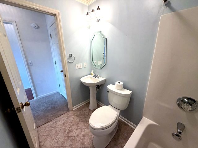 2216 River Rock Xing, Murfreesboro, TN 37128