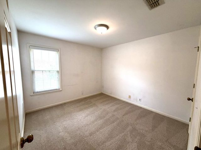 2216 River Rock Xing, Murfreesboro, TN 37128