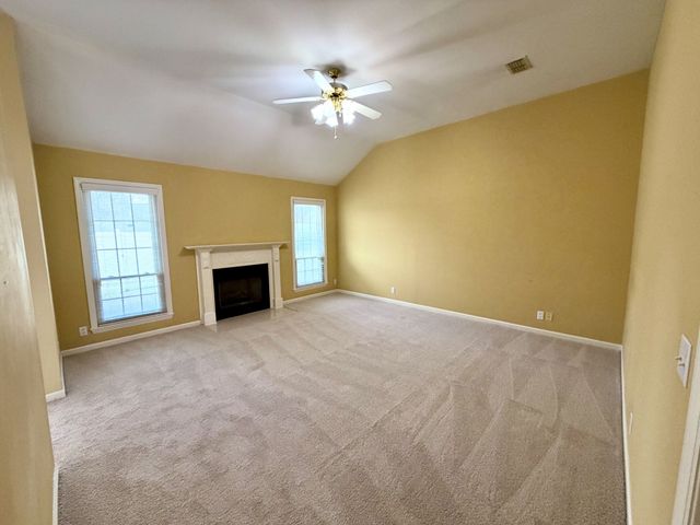 2216 River Rock Xing, Murfreesboro, TN 37128