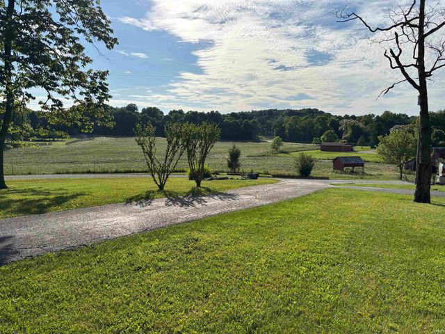 391 E County Road 200 N. Road, Paoli, IN 47454