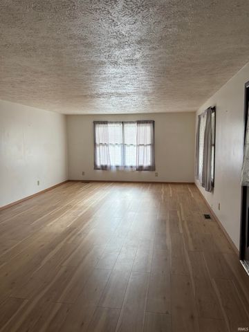 391 E County Road 200 N. Road, Paoli, IN 47454