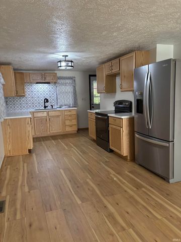 391 E County Road 200 N. Road, Paoli, IN 47454