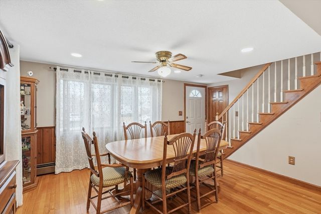 73 Cinderella Cir, Dracut, MA 01826