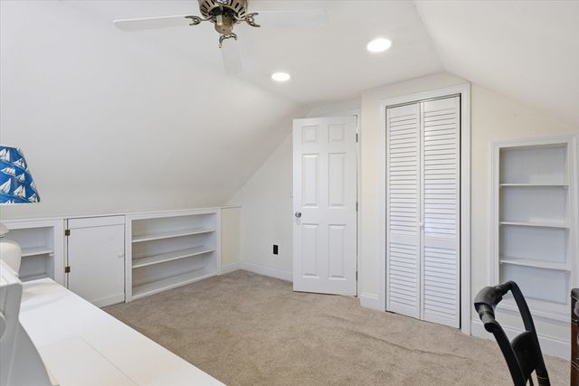 73 Cinderella Cir, Dracut, MA 01826