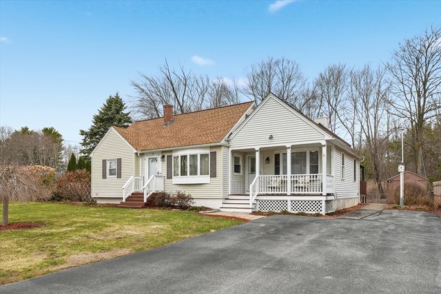 73 Cinderella Cir, Dracut, MA 01826