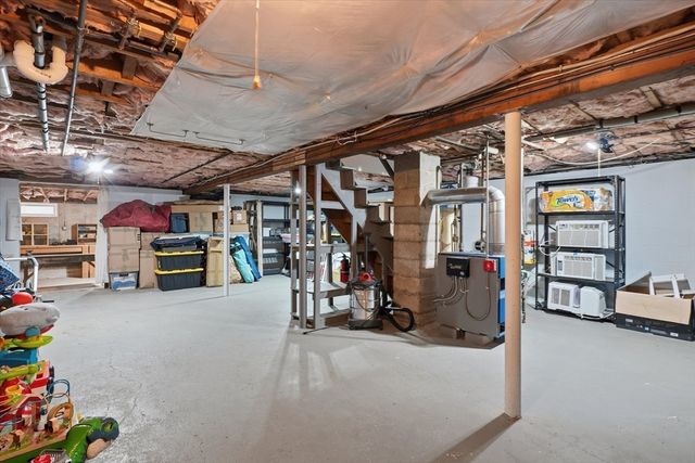 73 Cinderella Cir, Dracut, MA 01826