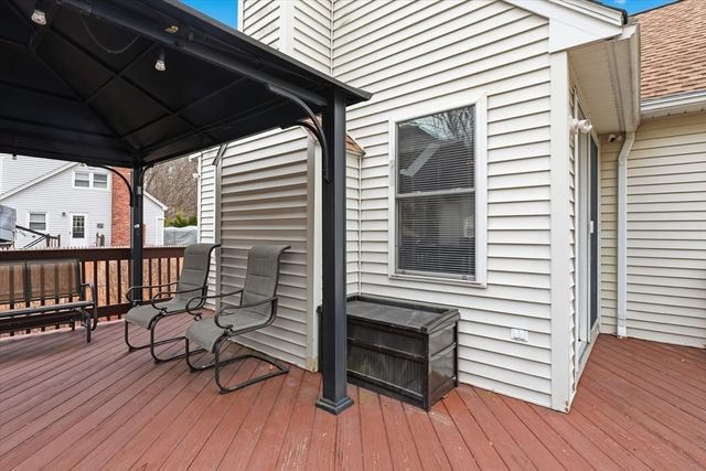 73 Cinderella Cir, Dracut, MA 01826