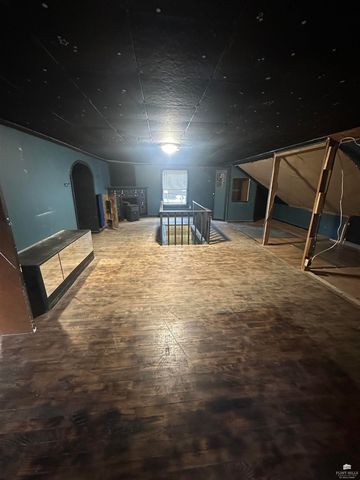 517 W Walnut Street, Junction City, KS 66441