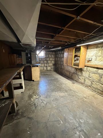 517 W Walnut Street, Junction City, KS 66441