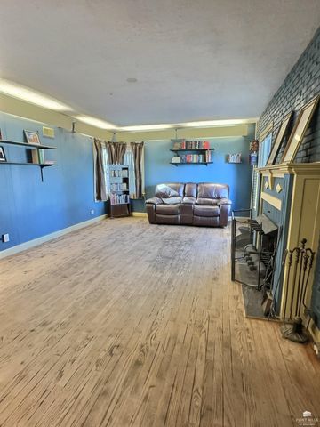 517 W Walnut Street, Junction City, KS 66441