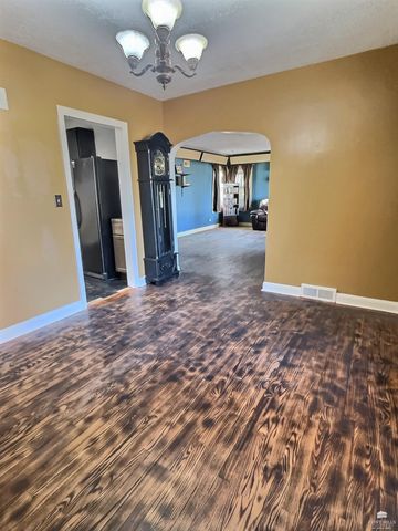 517 W Walnut Street, Junction City, KS 66441