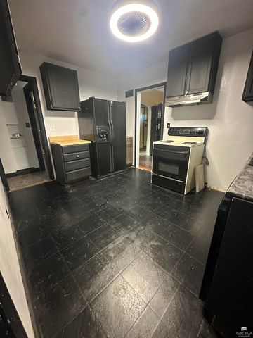 517 W Walnut Street, Junction City, KS 66441