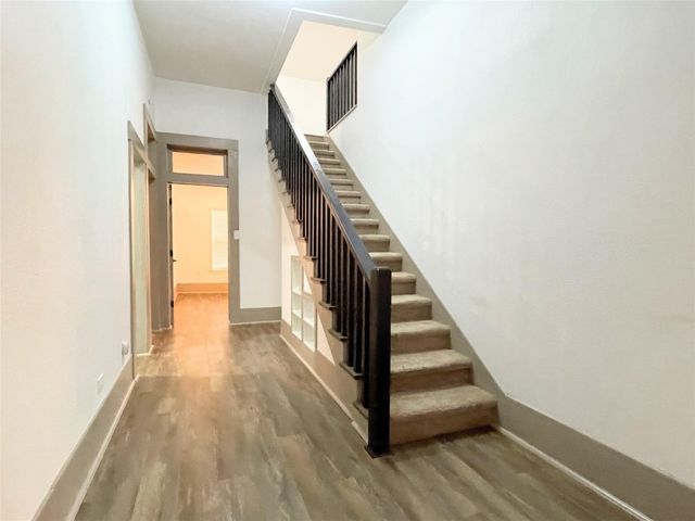 210 W Crescent Drive, Trinity, TX 75862