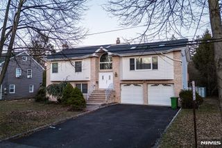440 Holly Avenue, Paramus, NJ 07652