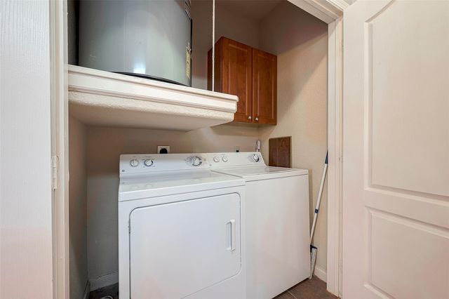 1711 Old Spanish Trail 242, Houston, TX 77054