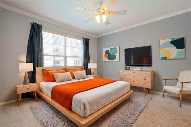 1711 Old Spanish Trail 242, Houston, TX 77054