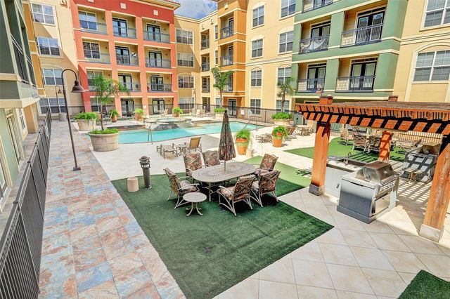 1711 Old Spanish Trail 242, Houston, TX 77054