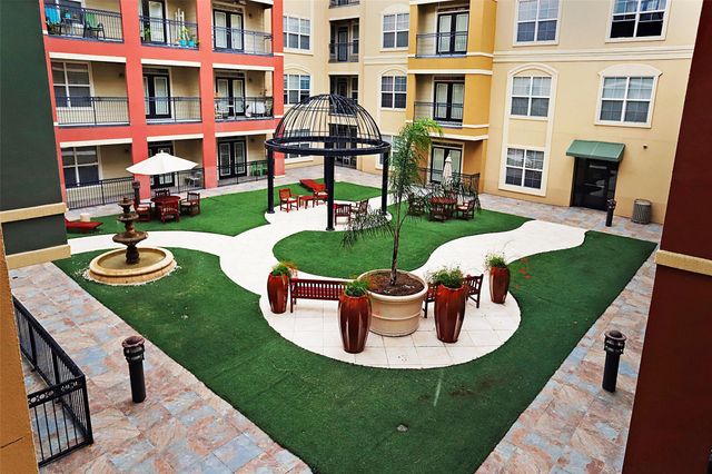 1711 Old Spanish Trail 242, Houston, TX 77054