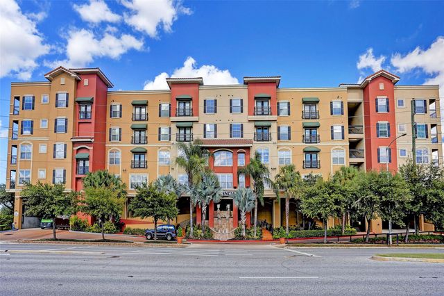 1711 Old Spanish Trail 242, Houston, TX 77054