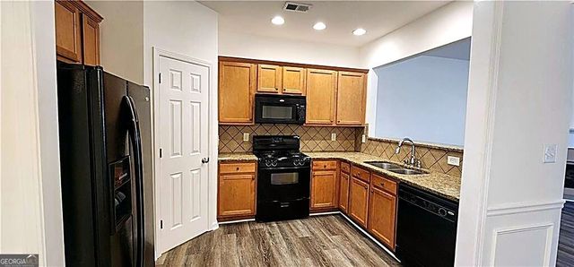 1729 Coleville Oak Lane, Lawrenceville, GA 30046
