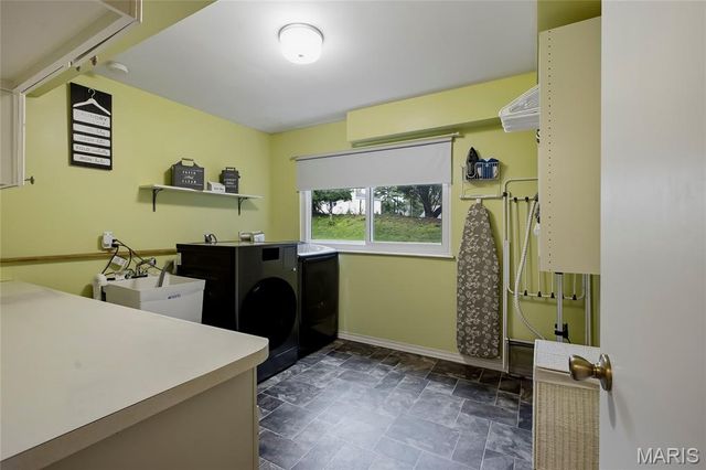 334 Dungate Drive, Chesterfield, MO 63017