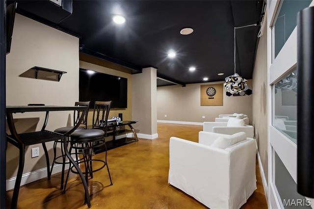 334 Dungate Drive, Chesterfield, MO 63017