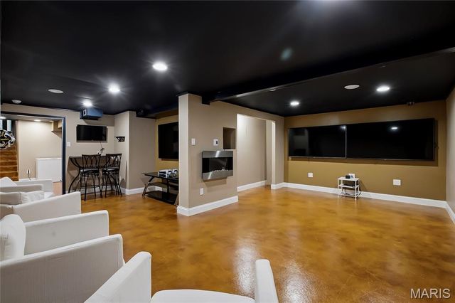 334 Dungate Drive, Chesterfield, MO 63017