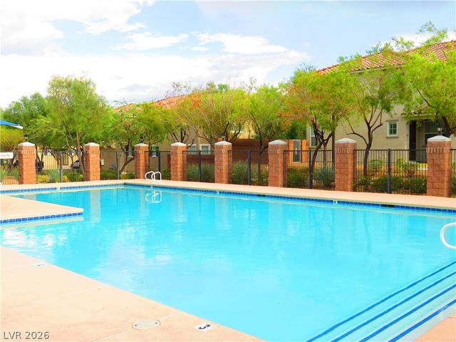 335 CLARENCE HOUSE Avenue 103, North Las Vegas, NV 89032