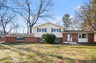 8841 Clark Road, Springfield Charter Township, MI 48346