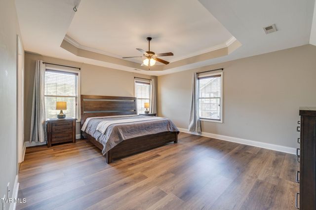 2016 Falling Leaf Drive, Kingsport, TN 37664