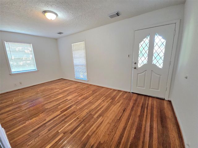 8610 Greiner Drive, Houston, TX 77080