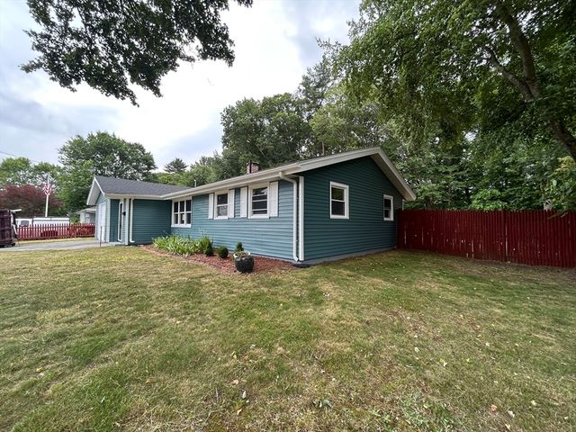 44 Boyle Rd, Brockton, MA 02302